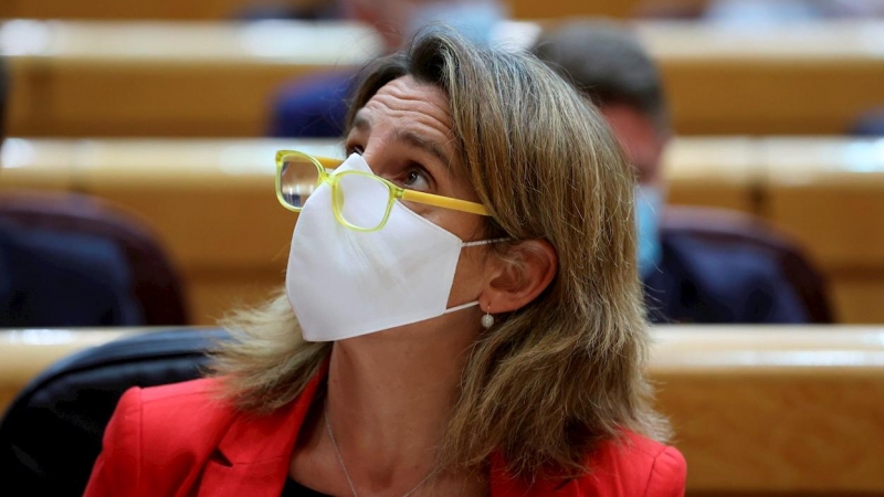 La ministra de Transición Ecológica y Reto Demográfico, Teresa Ribera, durante una sesión de control en el pleno del Senado este martes en Madrid.