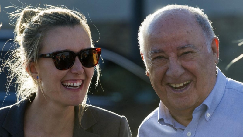 La nueva presidenta de Inditex con su padre, Amancio Ortega en un torneo de hípica.