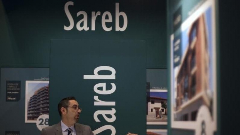 Stand de la Sareb, el banco malo, en una feria inmobiliaria de 2013. REUTERS/Sergio Perez