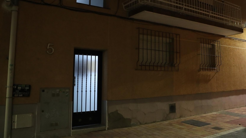 03/03/22. La Policía Nacional halló los cadáveres en la vivienda del número 5 de la calle Consejo de la localidad madrileña de Pozuelo de Alarcón, a 2 de marzo de 2022.