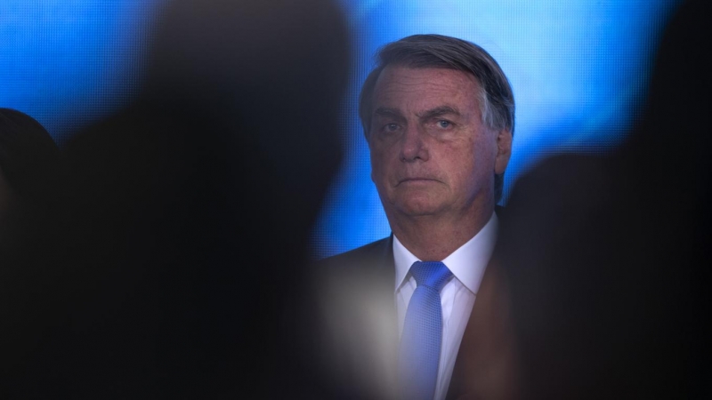 El presidente de Brasil, Jair Bolsonaro, participa este martes, en el lanzamiento del Canal Educação y el Canal Libras, en el Palacio do Planalto de Brasilia (Brasil)