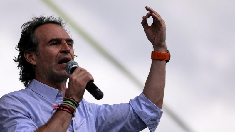 24/05/2022 El candidato Sergio Fajardo durante un mitin de su campaña en Bogotá, a 17 de mayo de 2022.