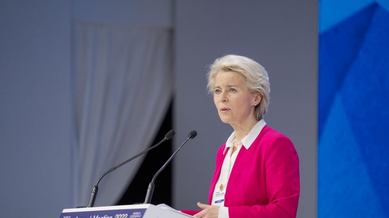 30/05/2022 La presidenta de la Comisión Europea, Úrsula Von der Leyen, en el Foro Económico Mundial en Davos, a 24 de mayo de 2022.