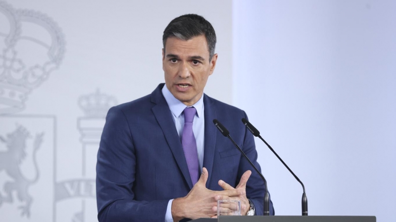 25/06/2022 El presidente del Gobierno, Pedro Sánchez, comparece en el Palacio de La Moncloa tras el Consejo de ministros extraordinario celebrado este sábado