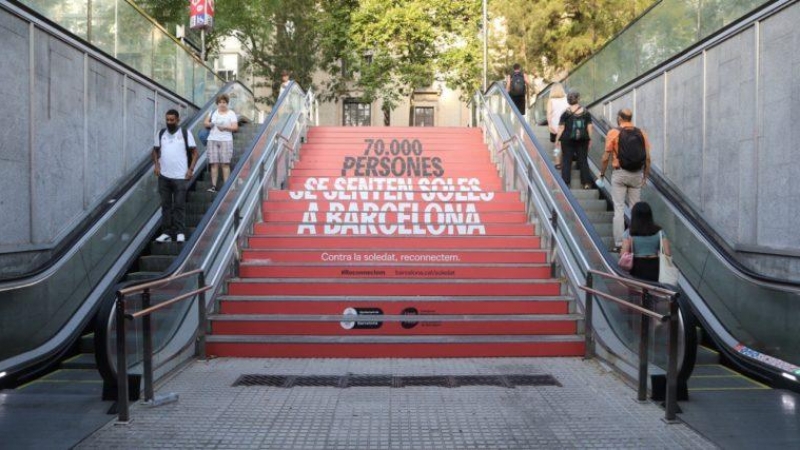 07/2022 - Una imagen de la campaña del Ajuntament de Barcelona para paliar la soledad.