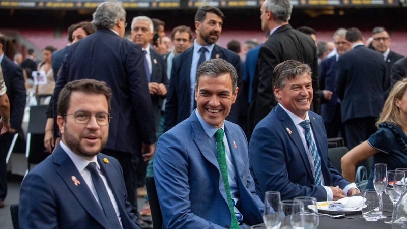 14/07/2022. El presidente de la Generalitat, Pere Aragonès, y el presidente del Gobierno, Pedro Sánchez, en el Camp Nou, a 27 de junio de 2022, en Barcelona, Catalunya.