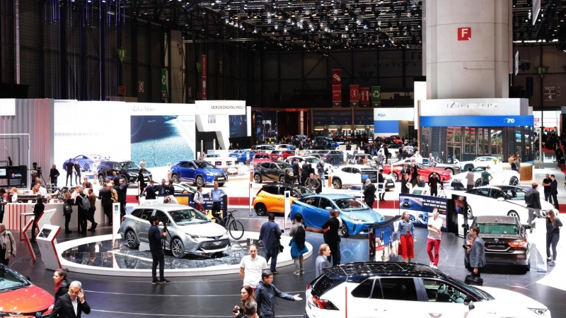 Pabellón de Lexus en el salón Internacional del Automóvil de Ginebra.
