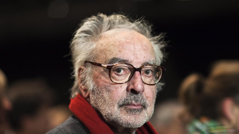 El director suizo-francés Jean-Luc Godard asiste a la ceremonia de entrega de premios del 'Grand Prix Design' en el Museo del Diseño de Zúrich en Zúrich.