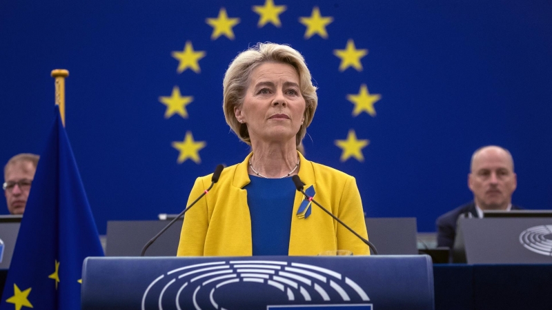14/09/2022-La presidenta de la Comisión Europea, Ursula von der Leyen, pronuncia un discurso durante un debate sobre 'El estado de la Unión Europea' en el Parlamento Europeo en Estrasburgo, Francia, el 14 de septiembre de 2022.