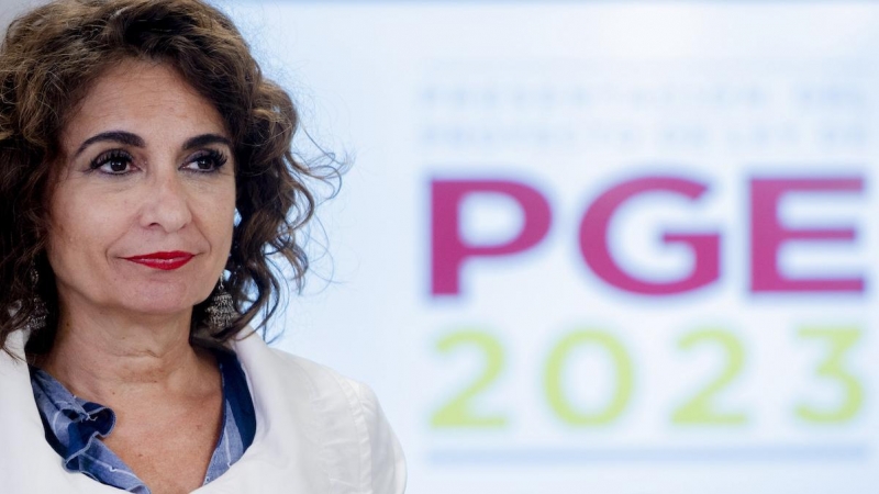 La ministra de Hacienda, María Jesús Montero, presenta el contenido de los Presupuestos Generales del Estado para 2023, en la sede de CCOO, a 11 de octubre de 2022, en Madrid.