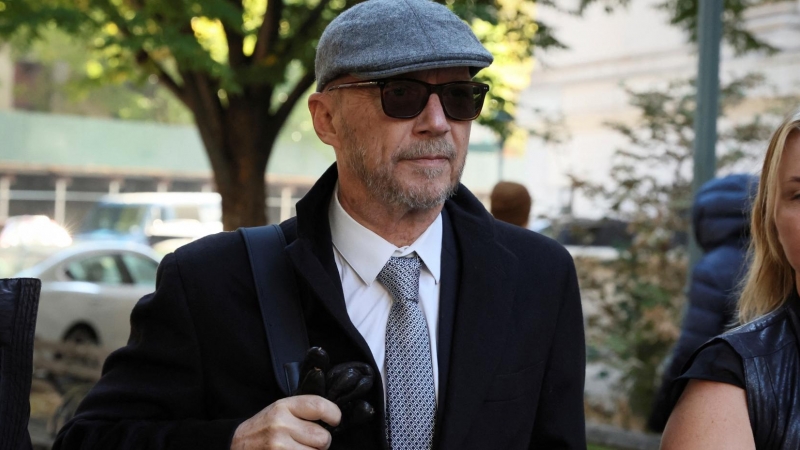 El cineasta Paul Haggis a su llegada al juicio en Nueva York- 19/10/2022