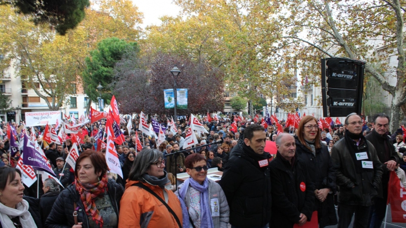 Fotografía de la manifestación en Valladolid por las políticas del Gobierno de Castilla y León.