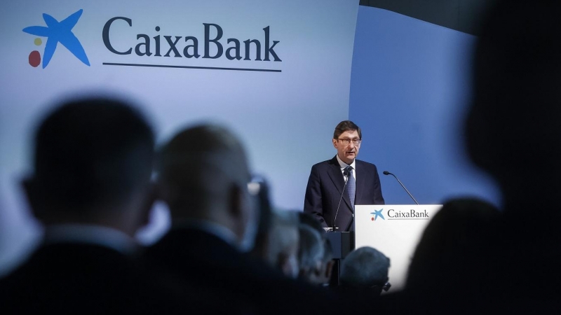 El presidente de Caixabank, Jose Ignacio Goirigolzarri, durante su inervención en la junta  de accionistas de la entidad, en Valencia. E.P./Rober Solsona