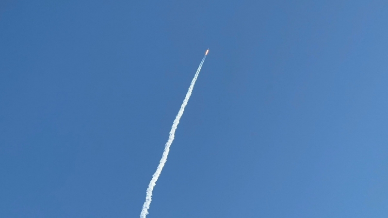 Imatges de l'enlairament del coet Falcon 9 que ha transportat el 'Menut', el segon nanosatèl·lit del Govern.