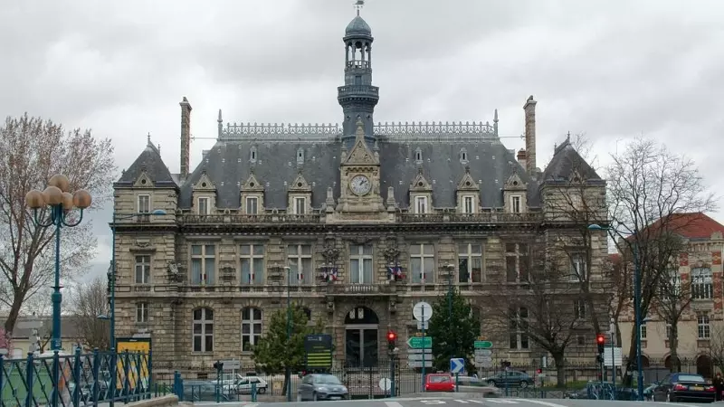 Ayuntamiento de Pantin (Francia)