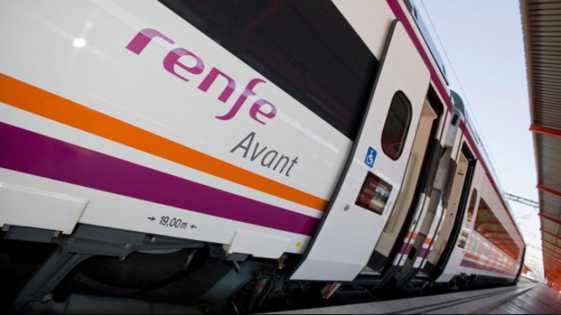 Dimiten el presidente de Renfe y la secretaria de Estado de Transportes tras la polémica de los trenes en Cantabria y Asturias