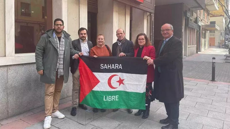 'Socialistas por el Sahara' ha pedido al PSOE que 'reflexione' sobre su postura sobre el Sáhara Occidental.