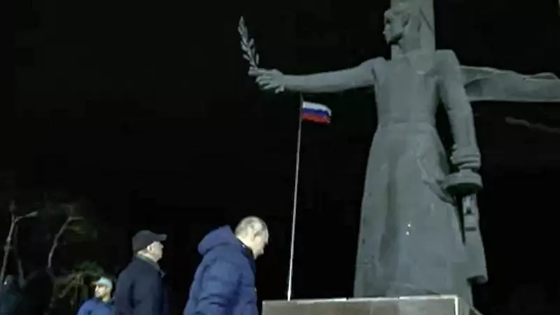 19/03/2023. Imagen tomada del vídeo de Putin visitando Mariupol, a 19 de marzo de 2023.