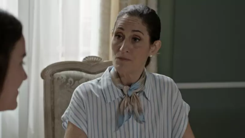 La actriz Laura Gómez-Lacueva, en una secuencia de la última temporada de 'La que se avecina'