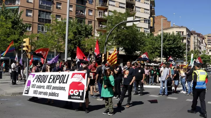 Manifestació de la CGT amb motiu del Primer de Maig a Lleida