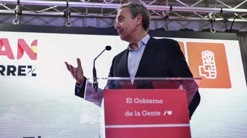 El expresidente del Gobierno, José Luis Rodríguez Zapatero, durante un acto del PSOE en Ceuta, a 19 de abril de 2023.