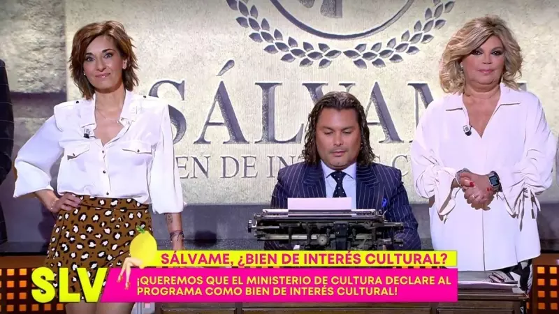Captura de vídeo del momento en el que 'Sálvame' anuncia una recogida de firmas para declarar el programa bien de interés cultural.