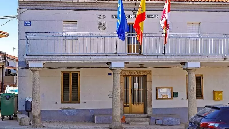 Ayuntamiento de Puerto Seguro, municipio de Salamanca.