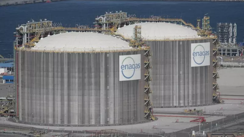 Vistas de la planta Regasificadora de El Musel-Enagás, a 24 de marzo de 2022, en Gijón, Asturias.