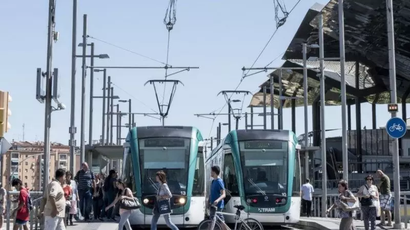 Una estación de tranvía de la red de Barcelona.