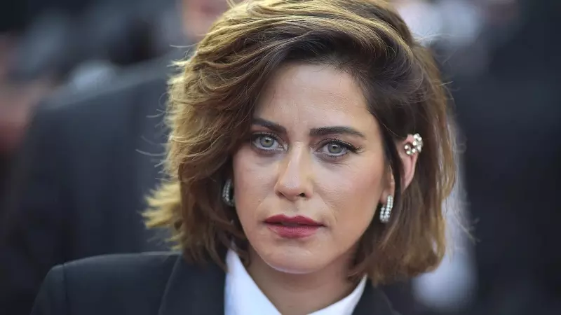 La actriz María León posan en la alfombra roja del Festival de Cine de Cannes, a 20 de mayo de 2023