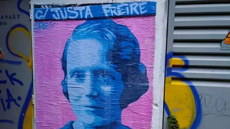 El mural de la maestra republicana Justa Freire ha vuelto a ser restaurado, a 22 de junio de 2023 en Madrid