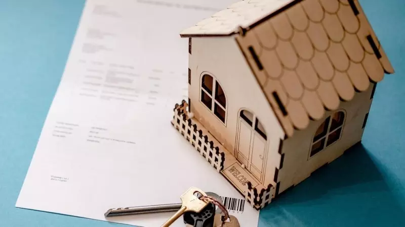 Imagen que muestra un contrato de una vivienda.