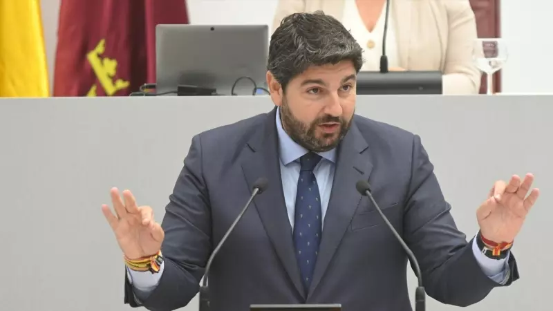 El candidato del Partido Popular para presidir Murcia, Fernando López Miras, interviene durante la segunda reunión del debate de Investidura, en la Asamblea Regional, a 7 de julio de 2023, en Cartagena, Región de Murcia (España).
