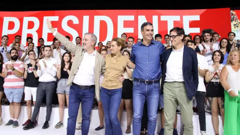 16/07/2023 - Pedro Sánchez amb Meritxell Batet, Jaume Collboni i Salvador Illa en l'acte central del PSC per a les eleccions del 23-J, celebrat el 16 de juliol a Barcelona.