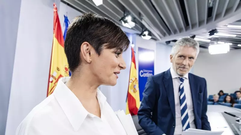 El ministro del Interior en funciones, Fernando Grande-Marlaska, y la ministra Portavoz y de Política Territorial en funciones, Isabel Rodríguez