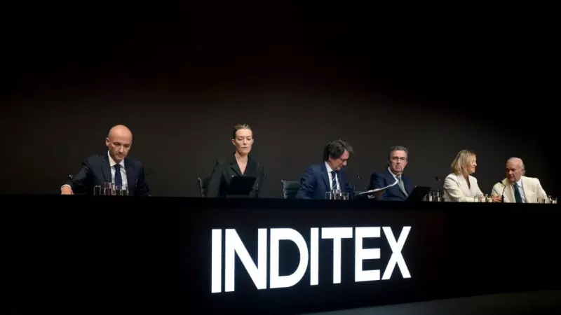 El consejero delegado de Inditex, Óscar García Maceiras, y la presidenta, Marta Ortega, durante la junta general de accionistas, a 11 de julio de 2023, en Arteixo, A Coruña.