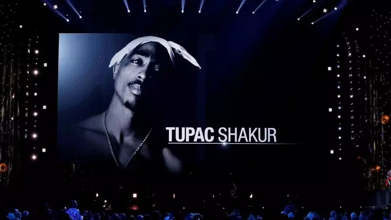 Homenaje al rapero Tupac Shakur en el Rock & Roll Hall of Fame. Imagen de Archivo.