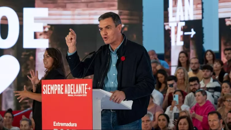 Pedro Sánchez, en un acto del PSOE en Mérida, a 14/10/2023.