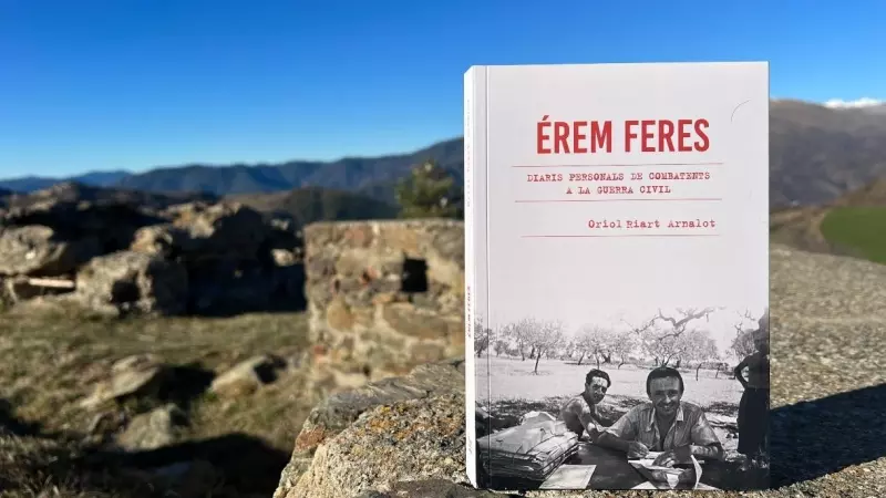 26/12/2023 - Portada del llibre 'Érem Feres', de Pagès Editors.