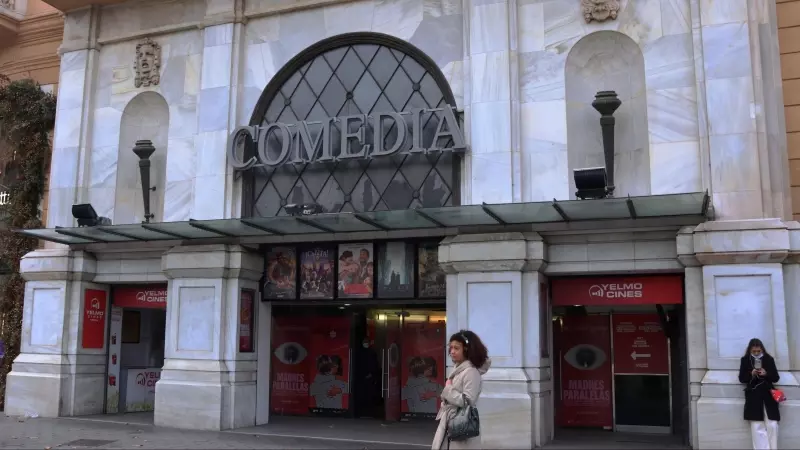 La façana del cinema Comedia de Barcelona, en una imatge d'arxiu