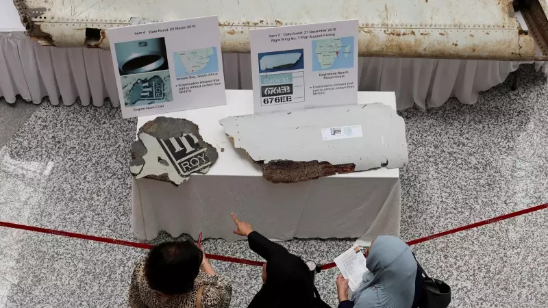 8/3/24 - Las familias de las personas a bordo del vuelo MH370 desaparecido de Malaysia Airlines celebran un evento conmemorativo anual en Subang Jaya, Malasia, a 3 de marzo de 2024.