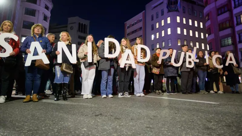 La sanidad asturiana salva los muebles en el desastre de las listas de espera en España