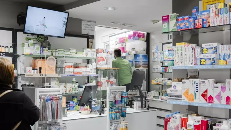 Foto de archivo de una farmacia de Guadalajara.