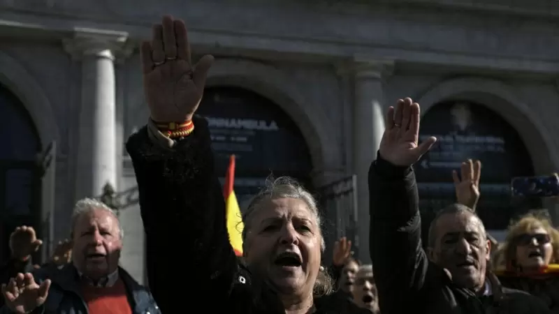 Un grupo de franquistas durante un acto por el aniversario de la muerte del dictador.