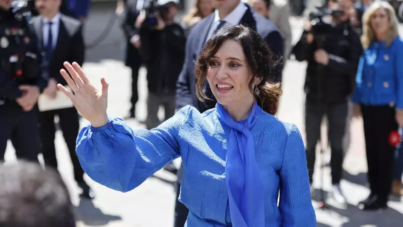 La presidenta de la Comunidad de Madrid, Isabel Díaz-Ayuso, a la salida del Premio 'Miguel de Cervantes' 2023 en el paraninfo de la Universidad de Alcalá, a 23 de abril de 2024.