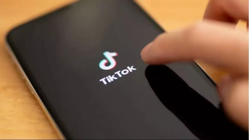 La aplicación TikTok en un dispositivo móvil.