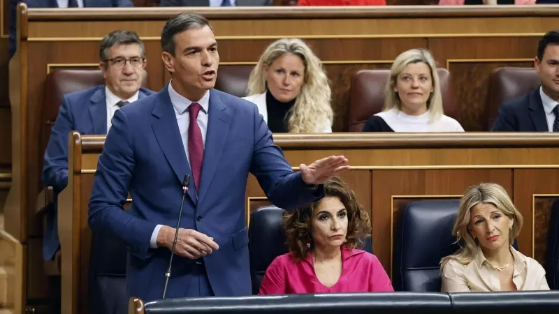 El presidente del Gobierno, Pedro Sánchez, interviene en la sesión de control al Gobierno celebrada este miércoles en el Congreso