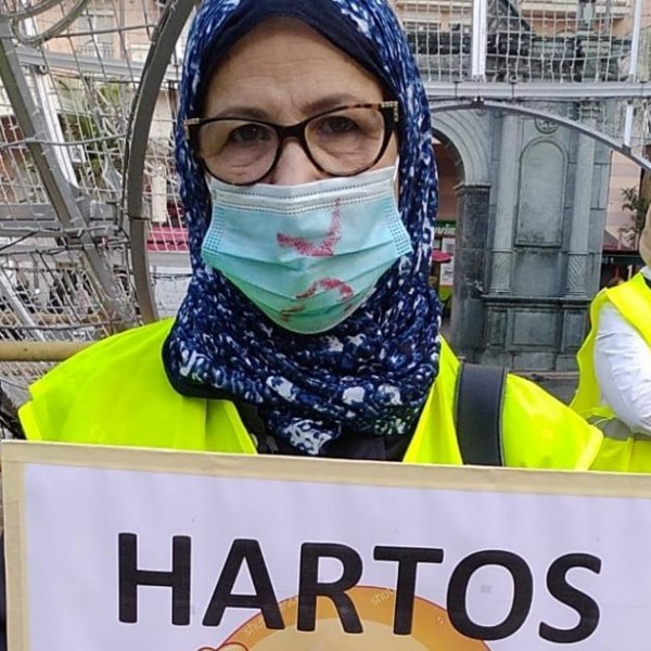 Trabajadora transfronteriza durante una de las protestas frente a la Delegación del Gobierno