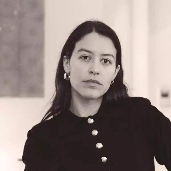5/4/24 - Sara Torres, poeta, novelista e investigadora española.