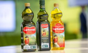 Botellas de aceite Carbonell, una de las marcas de Deoleo. E.P.